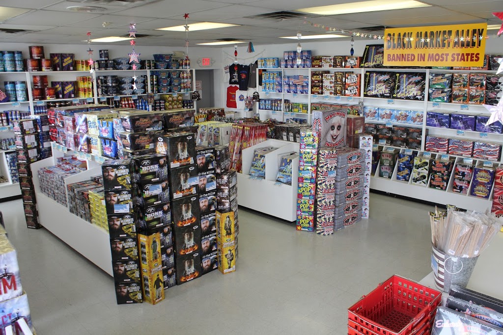 Fireworks Supermarket Rensselaer, IN | 9288 IN-114, Rensselaer, IN 47978, USA | Phone: (219) 866-7938