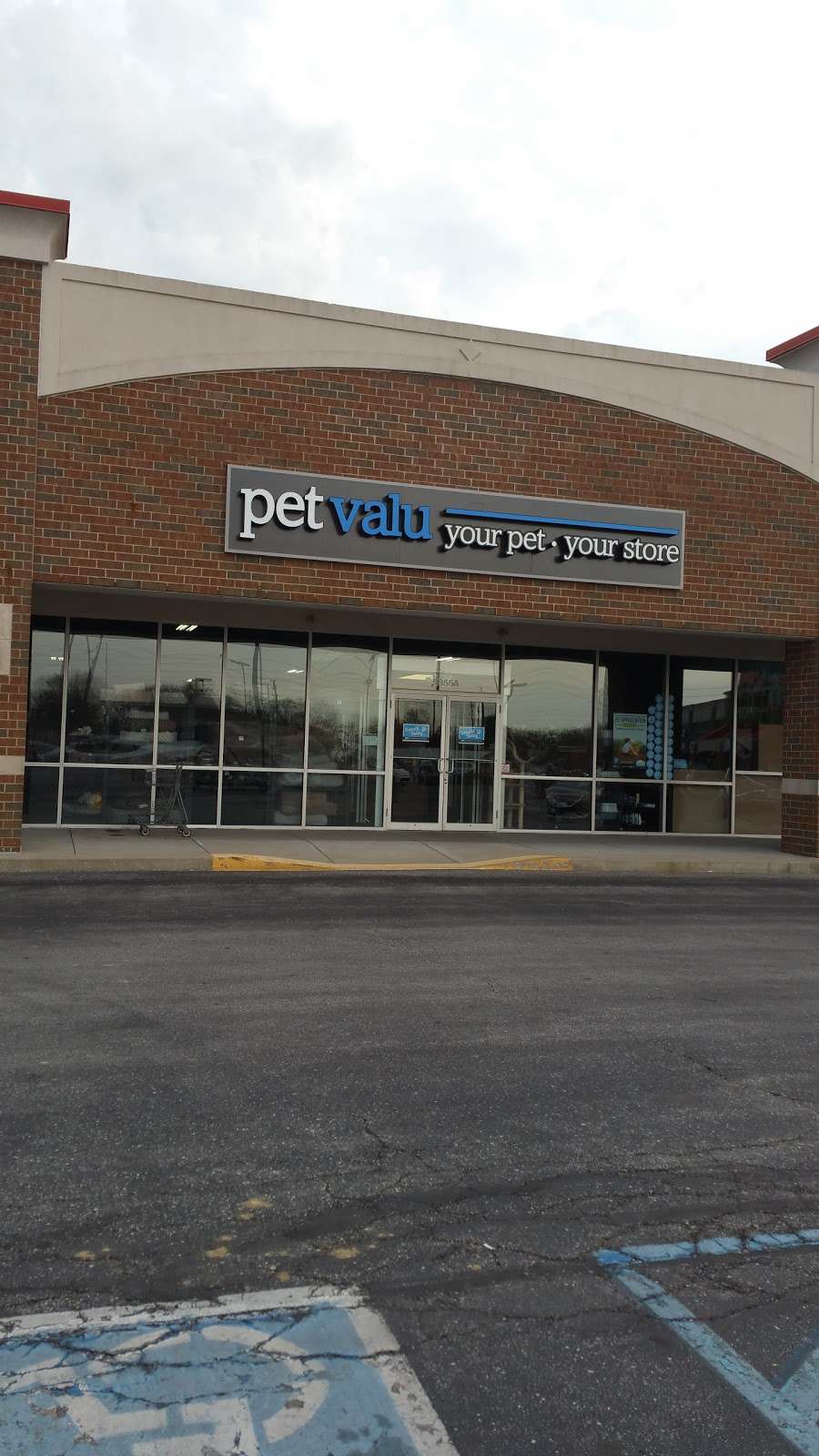 Pet Valu | 5855 Madison Ave, Indianapolis, IN 46227, USA | Phone: (317) 389-5119