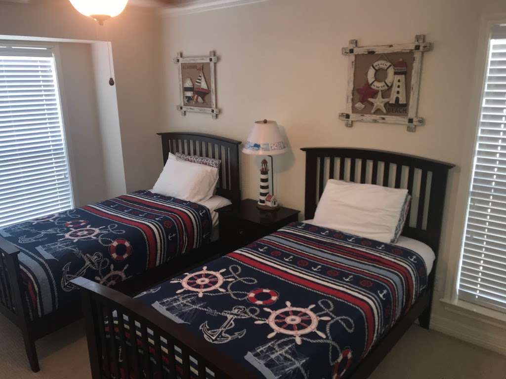 Absolute Paradise Luxury Vacation Rental Condo | 7000 Seawall Blvd #1031, Galveston, TX 77551, USA | Phone: (409) 740-1600