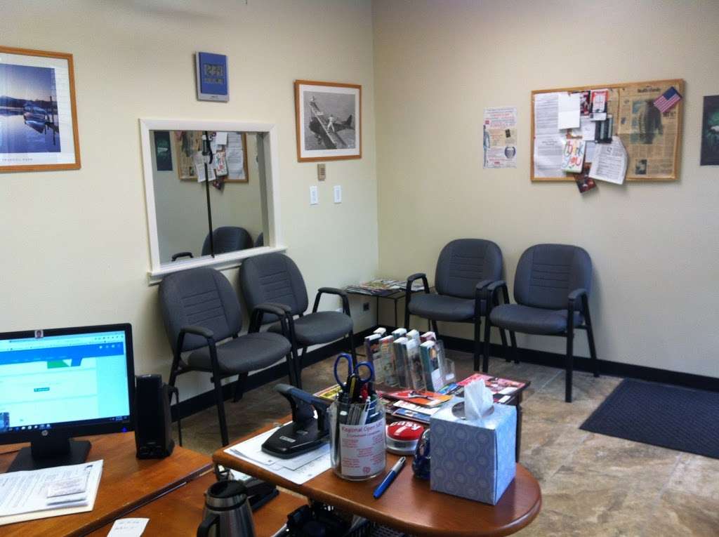 Advanced Chiropractic Center Chicago | 5318-1/2 W Devon Ave, Chicago, IL 60646, USA | Phone: (773) 775-8989