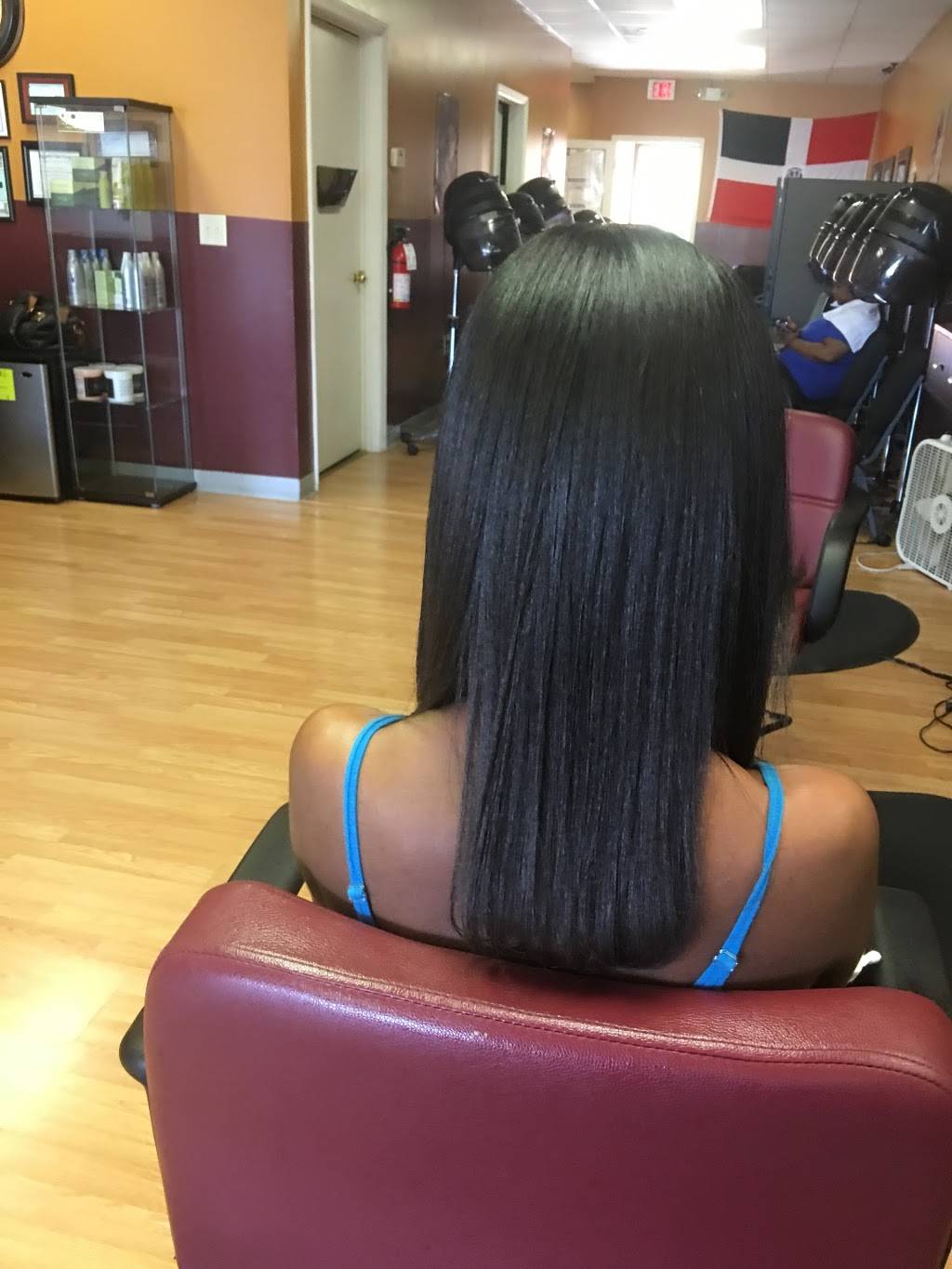 B&Y Dominican Salon | 3315 S Holden Rd, Greensboro, NC 27407, USA | Phone: (336) 852-8915