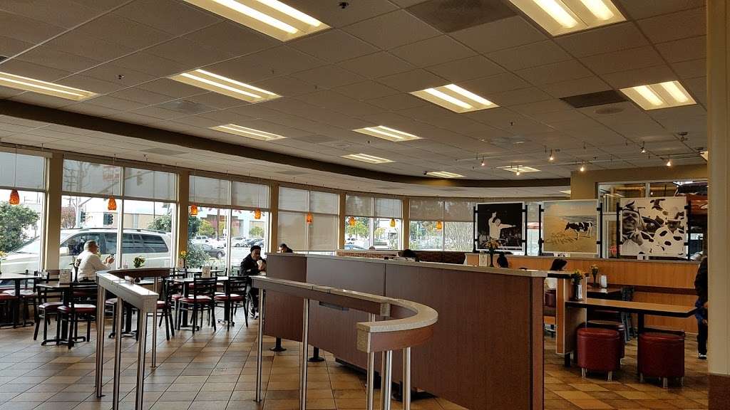 Chick-fil-A | 18200 Hawthorne Blvd, Torrance, CA 90504, USA | Phone: (310) 371-7320