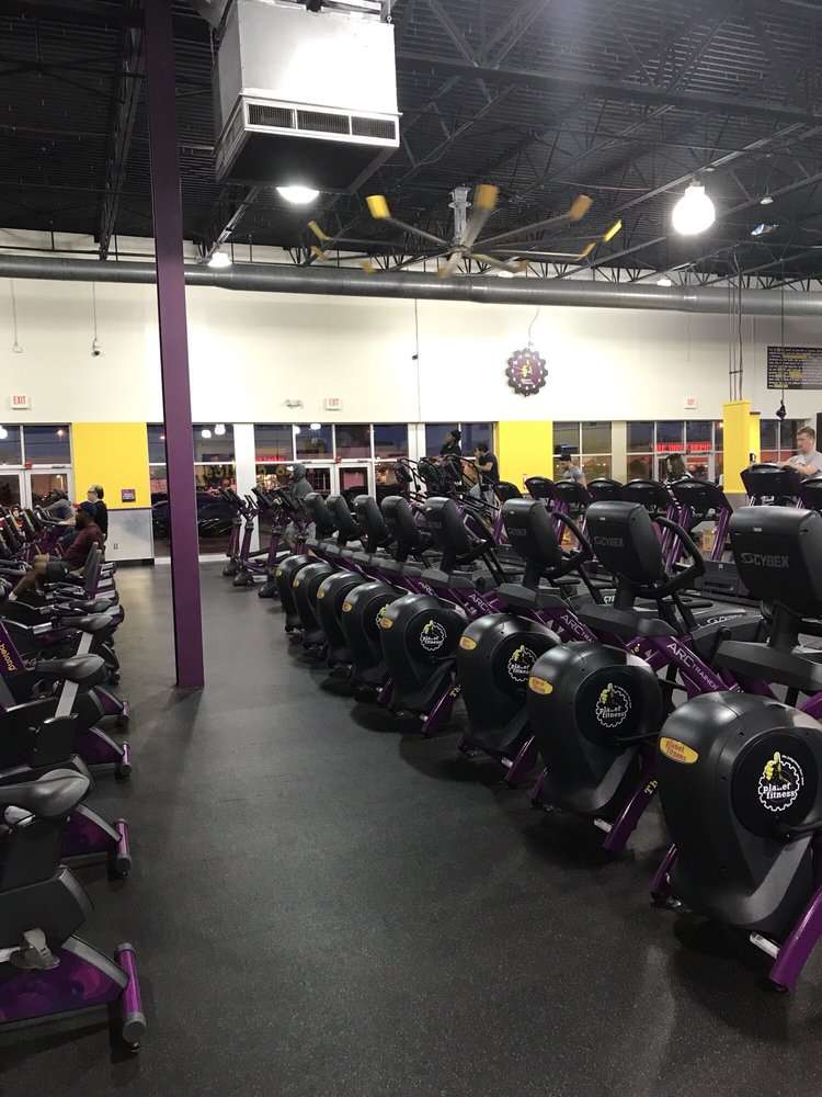 Planet Fitness | 2350 W Oregon Ave, Philadelphia, PA 19145, USA | Phone: (215) 551-9000