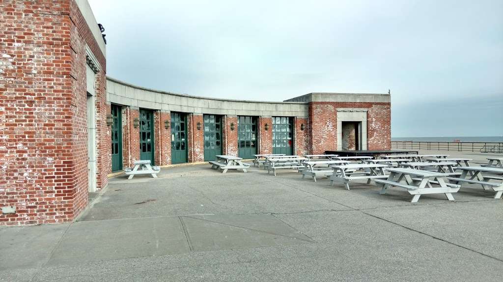 Jacob Riis Park | Rockaway Beach Blvd, Rockaway Park, NY 11694, USA | Phone: (718) 318-4310