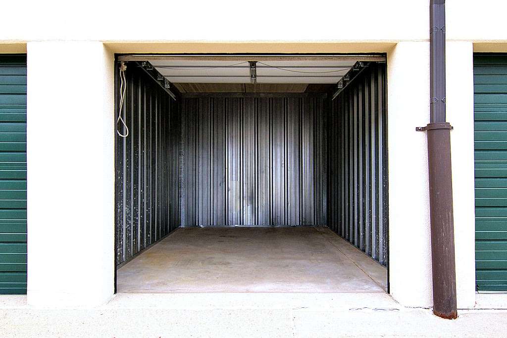 Prime Storage | 2500 E Hintz Rd, Arlington Heights, IL 60004, USA | Phone: (847) 915-3036