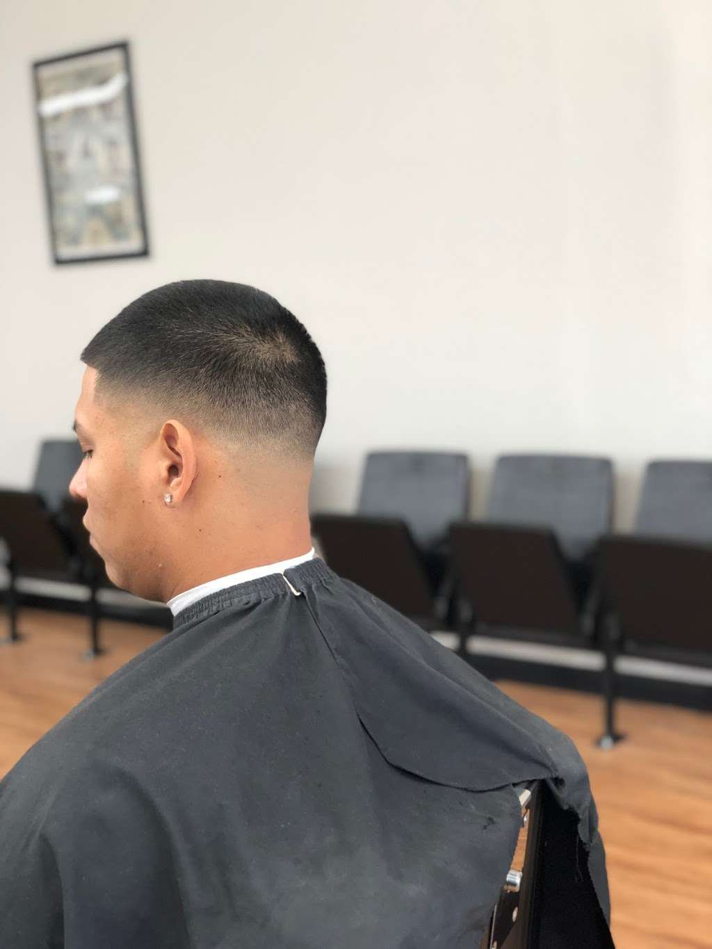 Hairys Barber Parlor | 876 N Garfield Ave, Montebello, CA 90640, USA | Phone: (323) 477-1699