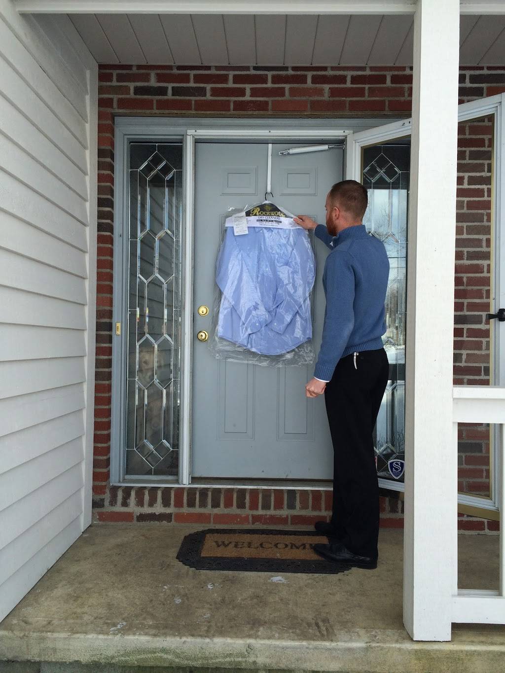 Rockwood Dry Cleaners | 1374 E Johnstown Rd, Gahanna, OH 43230, USA | Phone: (614) 939-2532