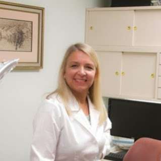 Dr Lori Andochick Dental | 5205 Chairmans Ct, Frederick, MD 21701, USA | Phone: (301) 663-3919