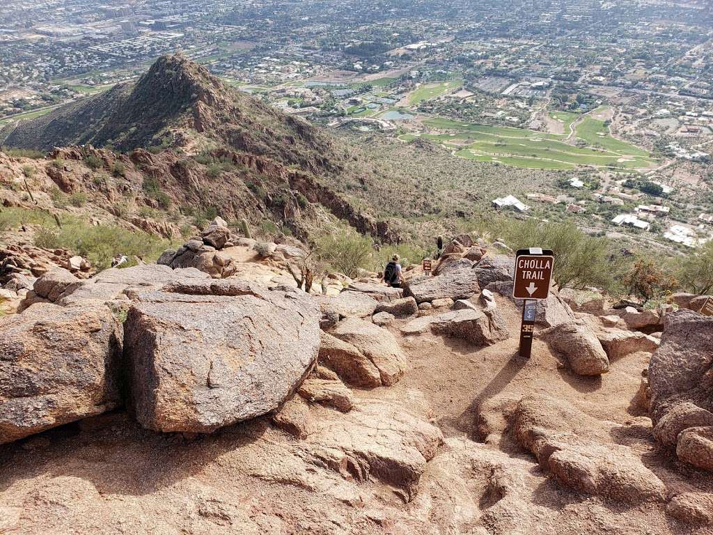 Camelback Mountain | 6131 Phoenix, Paradise Valley, AZ 85253, USA | Phone: (602) 534-5867