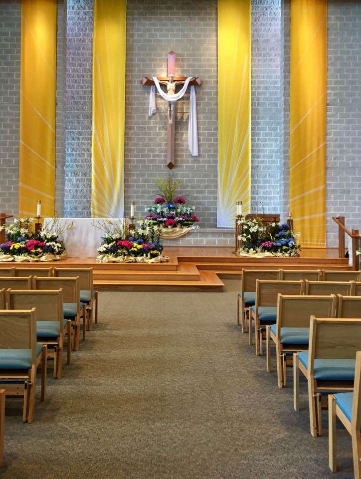 St James the Apostle Catholic Church | 480 S Park Blvd, Glen Ellyn, IL 60137, USA | Phone: (630) 469-7540