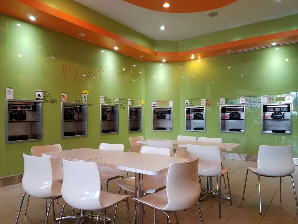 Frutto Frozen Yogurt & Smoothies | 9506 N Sam Houston Pkwy E #210, Humble, TX 77396, USA | Phone: (281) 458-2019