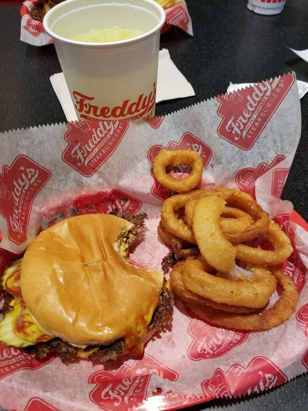 Freddys Frozen Custard & Steakburgers | 1931 N 98th St, Kansas City, KS 66111, USA | Phone: (913) 766-1900