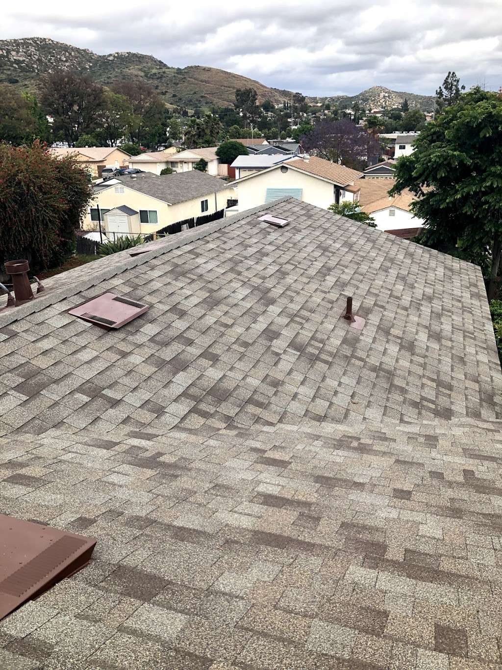 Adail Bastos roofing | 6376 Inman St, San Diego, CA 92111, USA | Phone: (619) 534-9663