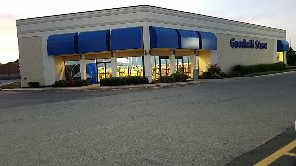 Goodwill Store | 4420 Lafayette Rd, Indianapolis, IN 46254, USA | Phone: (317) 297-0488