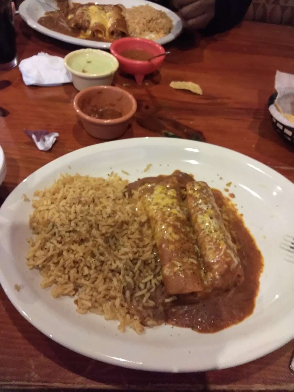 Los Aztecas Bar & Grill | 2525 Palmer Hwy, Texas City, TX 77590, USA | Phone: (409) 945-4595