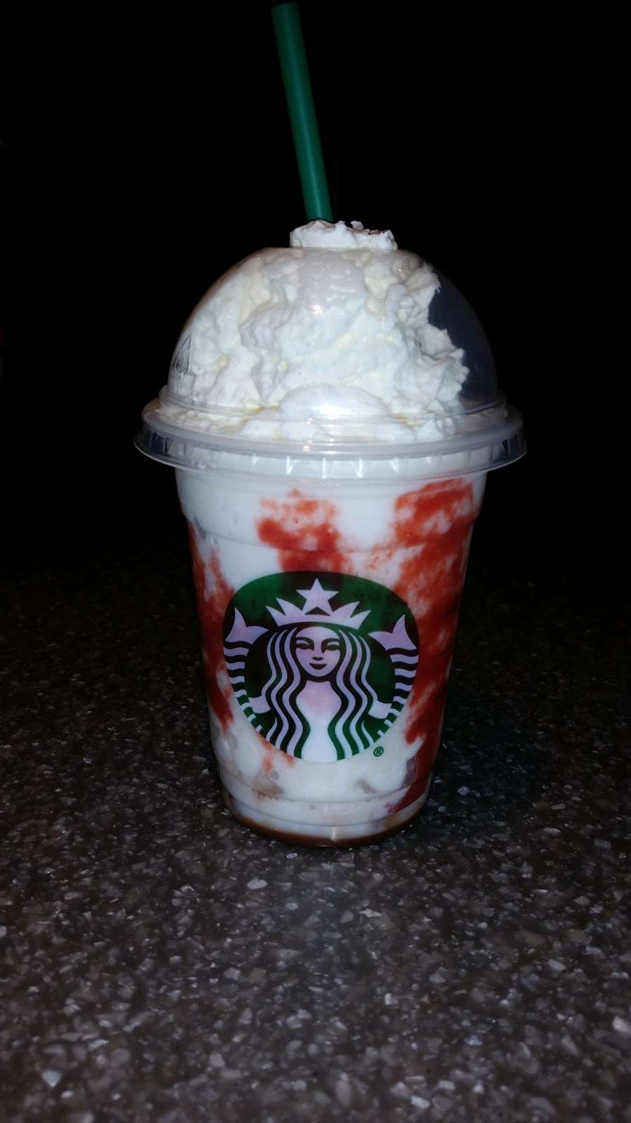 Starbucks | 1450 Baltimore St, Hanover, PA 17331, USA | Phone: (717) 630-0009