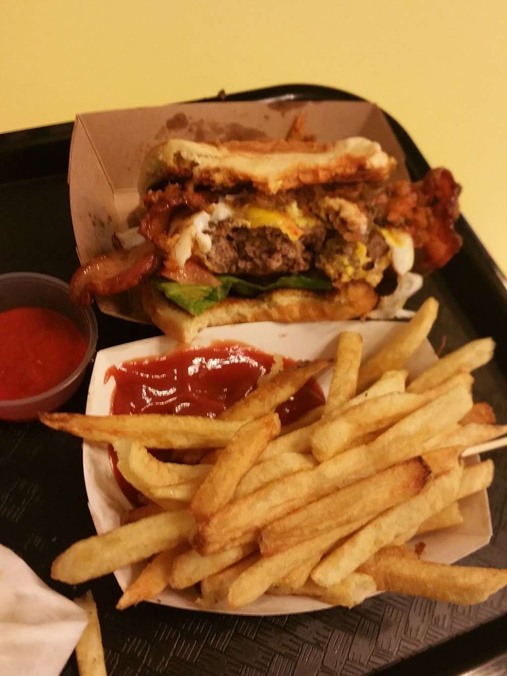 Boba Burger | 8530 Waukegan Rd, Morton Grove, IL 60053, USA | Phone: (847) 410-7779