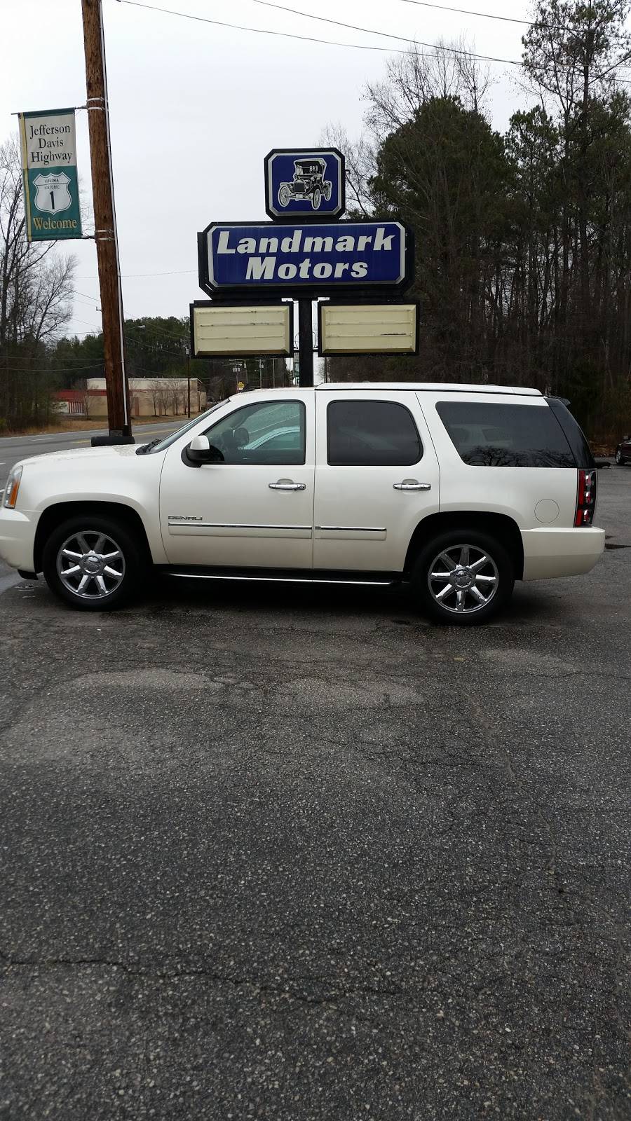 Landmark Motors | 10601 Jefferson Davis Hwy, Richmond, VA 23237, USA | Phone: (804) 279-0301