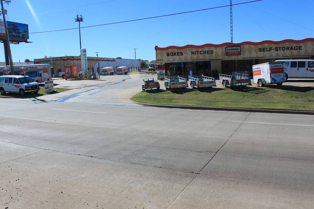 U-Haul Moving & Storage of Crossroads | 6027 S High Ave, Oklahoma City, OK 73149, USA | Phone: (405) 631-0491