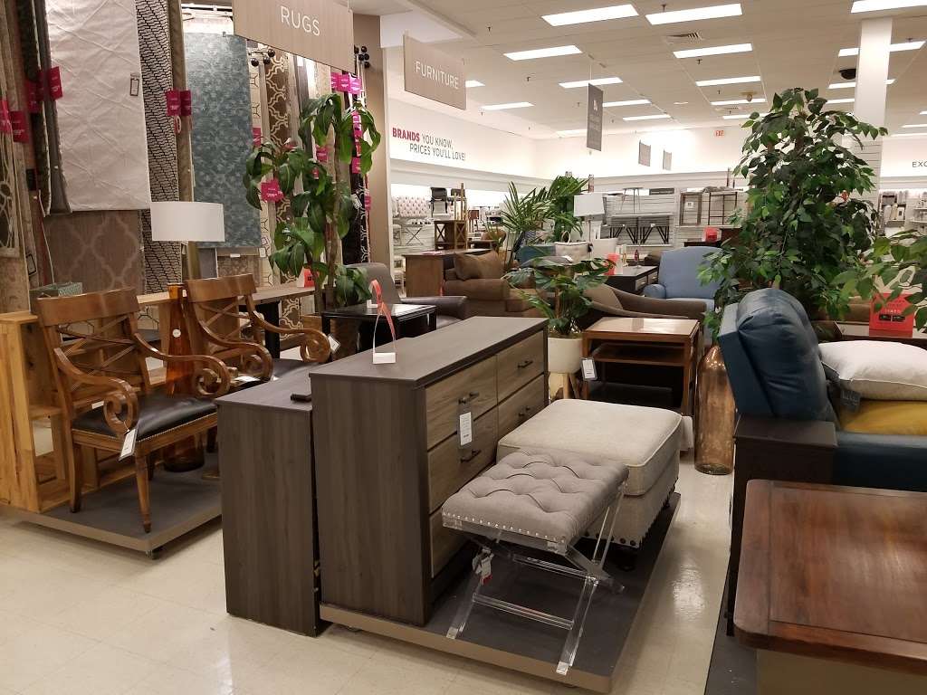 Marshalls & HomeGoods | 655 Broadway, Saugus, MA 01906, USA | Phone: (781) 233-0266