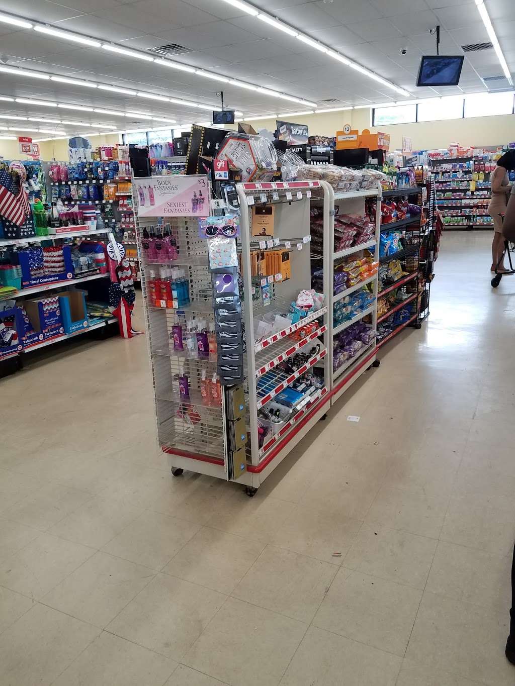 Family Dollar | 2 E Sandford Blvd, Mt Vernon, NY 10550, USA | Phone: (914) 668-5471