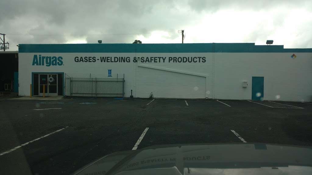 Airgas Store | 1122 Rosecrans Ave, Gardena, CA 90247, USA | Phone: (310) 523-9355