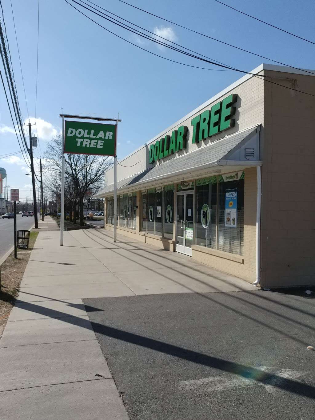 Dollar Tree | 401 Broadway, Gloucester City, NJ 08030, USA | Phone: (856) 456-0283