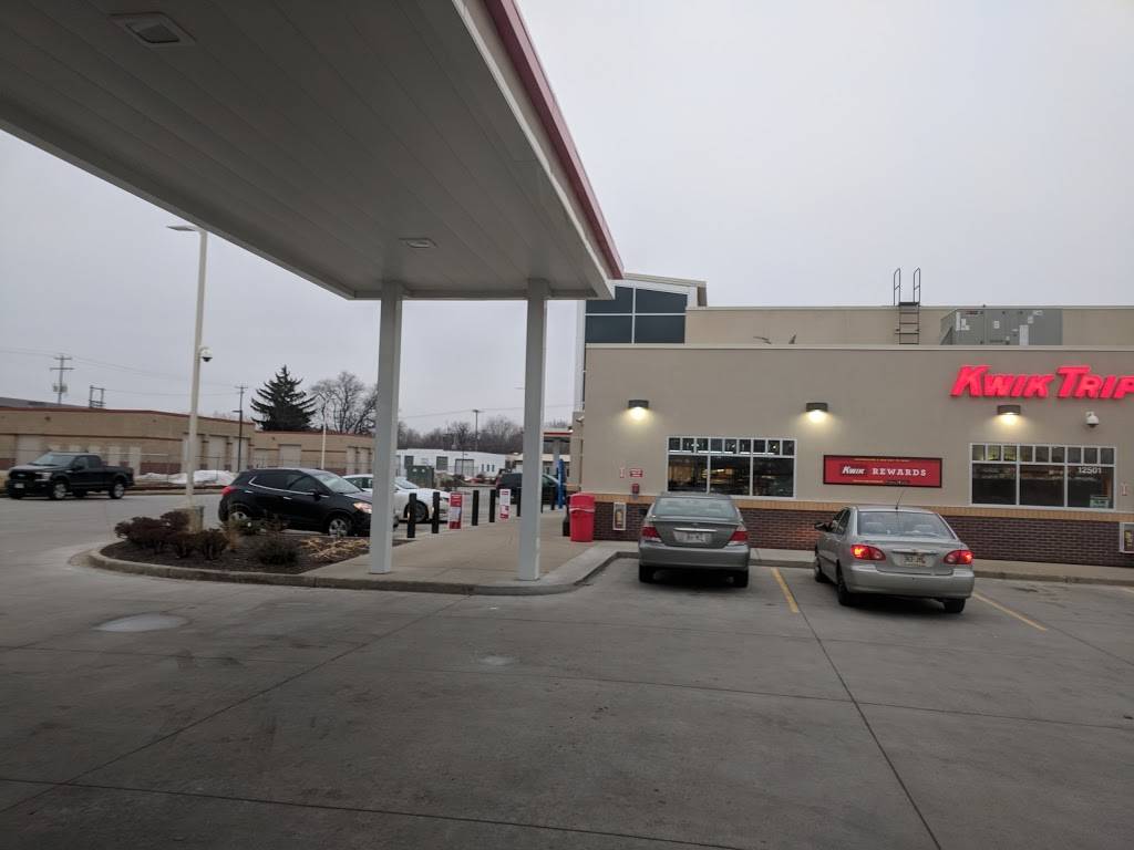 Kwik Trip | 12501 W Arden Pl, Butler, WI 53007, USA | Phone: (262) 781-0349