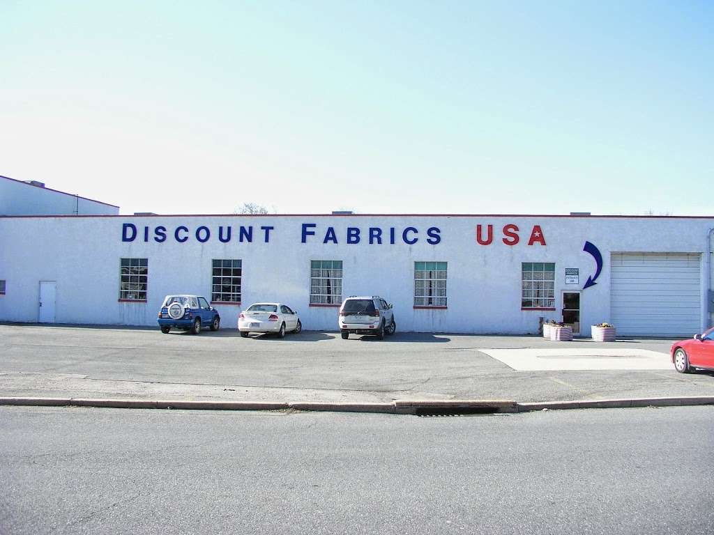 Discount Fabrics USA | 108 N Carroll St, Thurmont, MD 21788, USA | Phone: (301) 271-2266