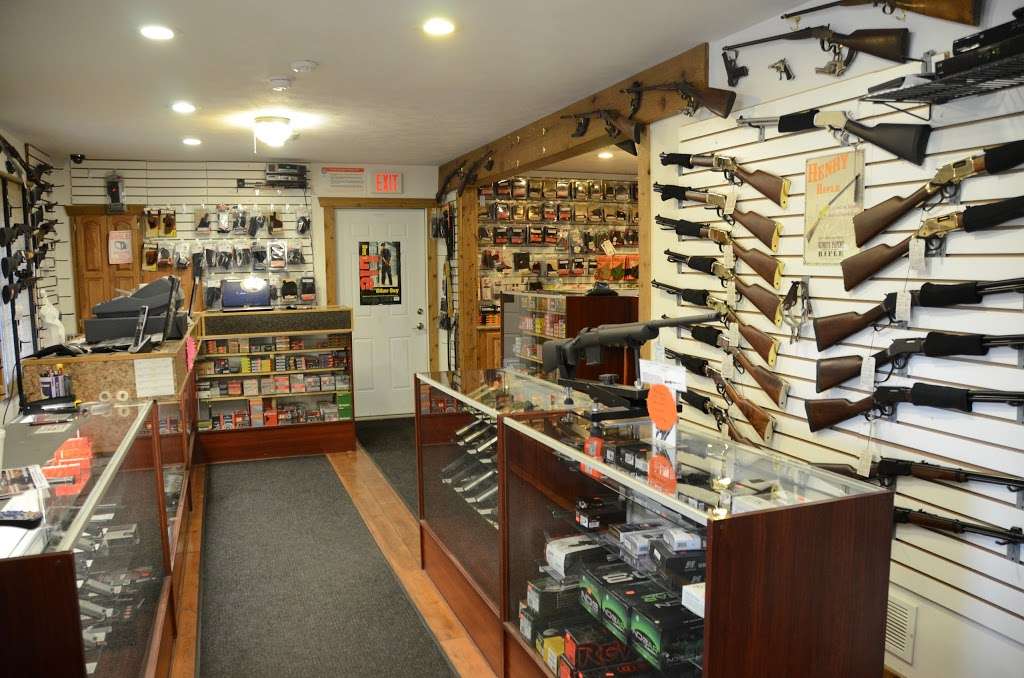 Gun Town | 10660 US-30, Grovertown, IN 46531, USA | Phone: (574) 867-4867