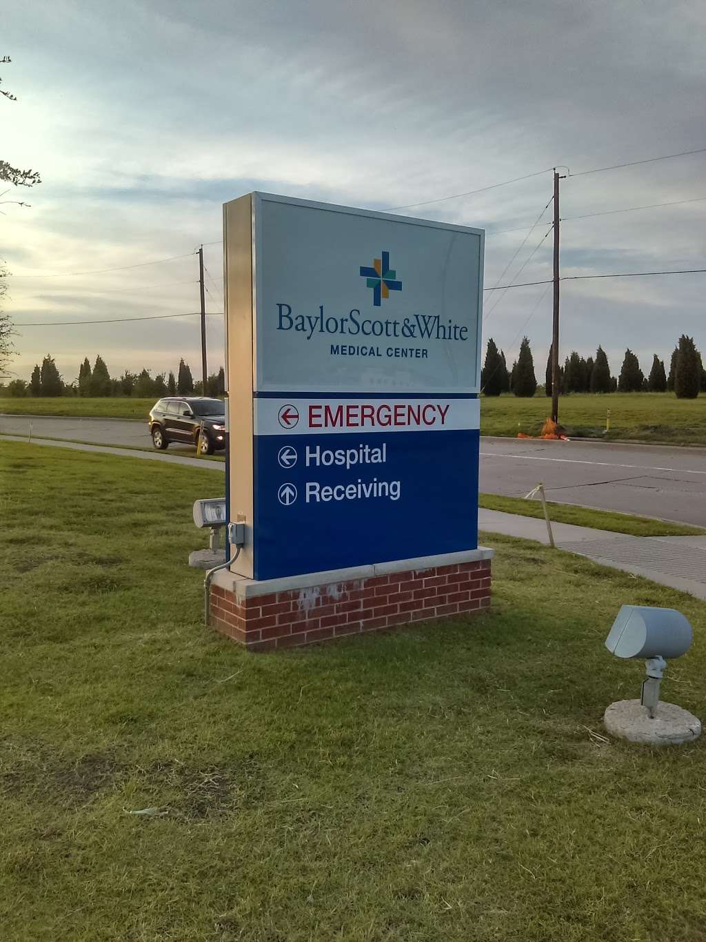 Baylor Scott & White Medical Center - Sunnyvale | 231 S Collins Rd, Sunnyvale, TX 75182, USA | Phone: (972) 892-3000