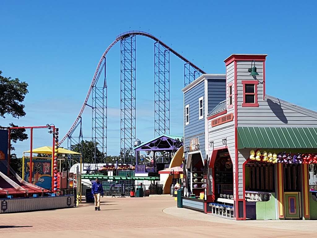 Six Flags America | 13710 Central Ave, Bowie, MD 20721, USA | Phone: (301) 249-1500