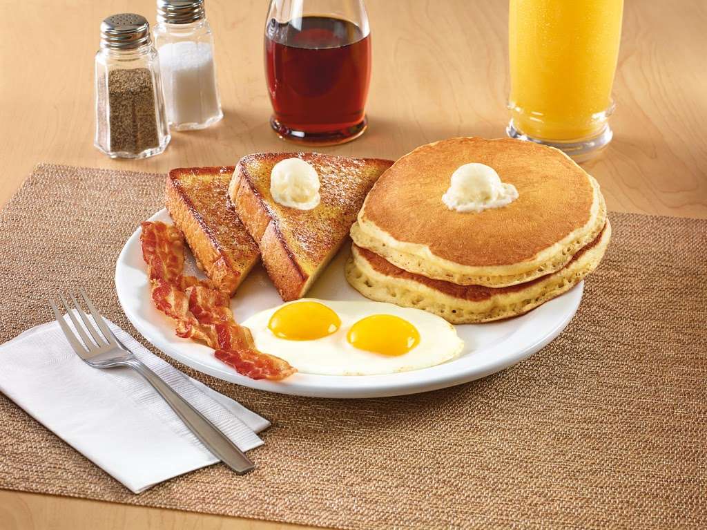 Dennys | 1 Center Dr, North East, MD 21901, USA | Phone: (410) 287-5545