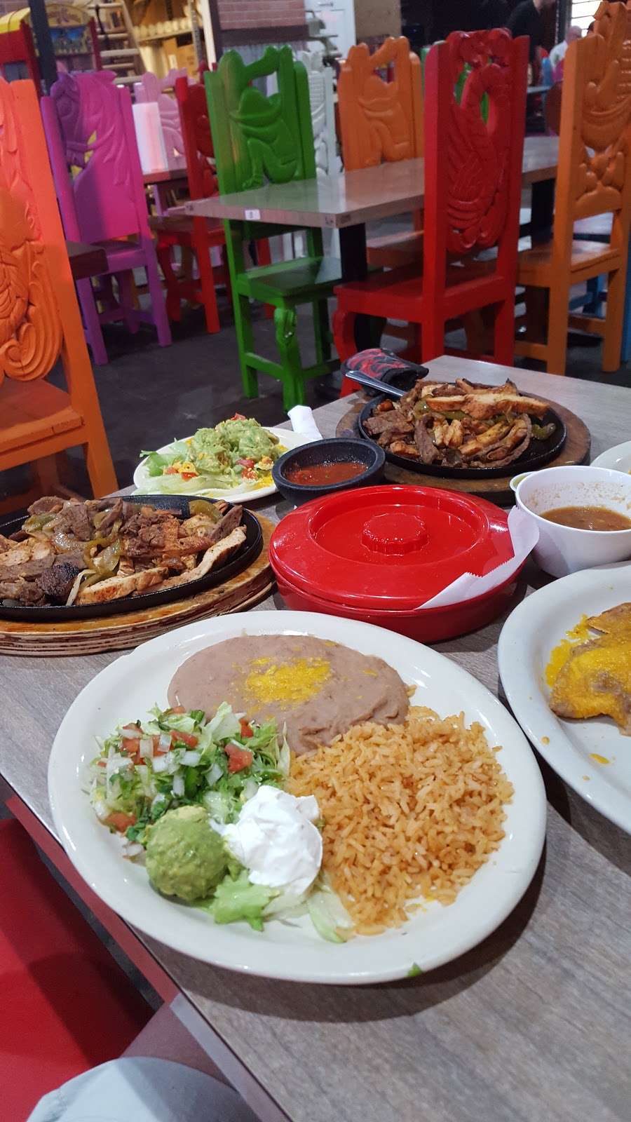 Monterrey Mexican Restaurant & BBQ | 10920 Garland Rd, Dallas, TX 75218, USA | Phone: (214) 327-5800