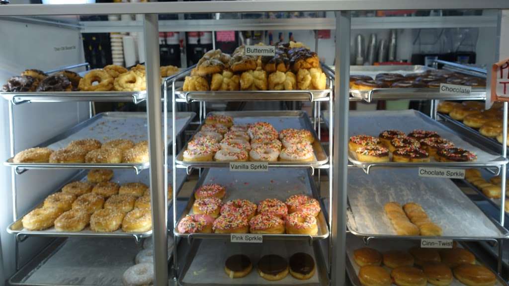 Bosa Donuts | 805 N Dobson Rd, Mesa, AZ 85201, USA | Phone: (480) 699-0066