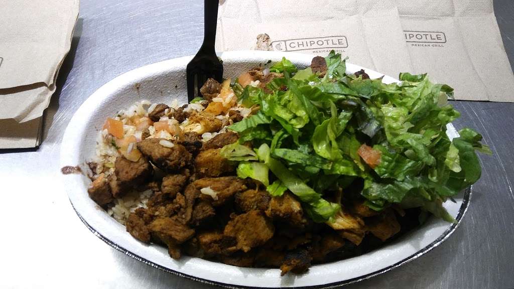 Chipotle Mexican Grill | 26-14 Jackson Ave, Long Island City, NY 11101, USA | Phone: (718) 784-2706