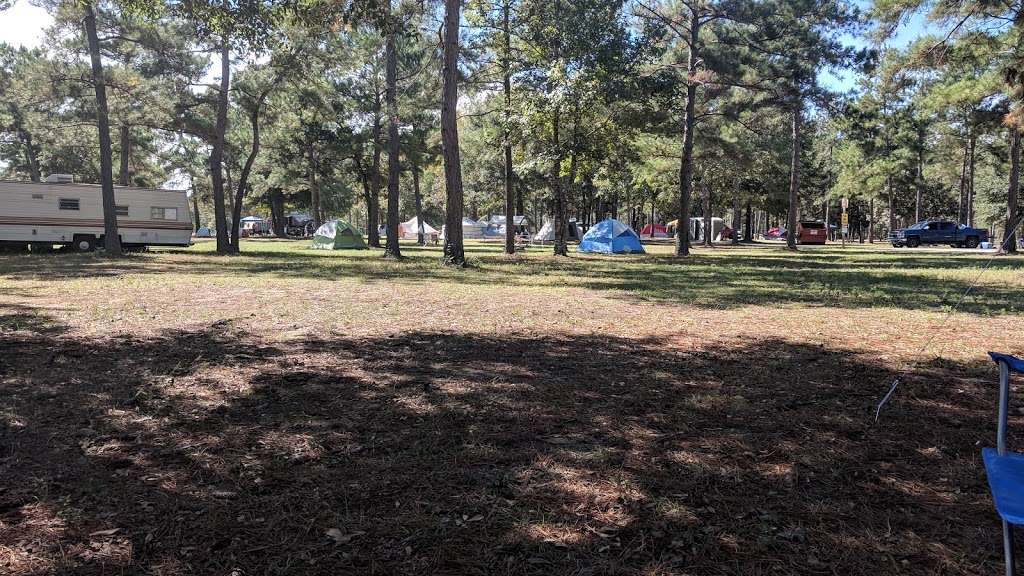 The Fields of New Market Campground | 11282 County Rd 302, Todd Mission, TX 77363, USA | Phone: (800) 458-3435