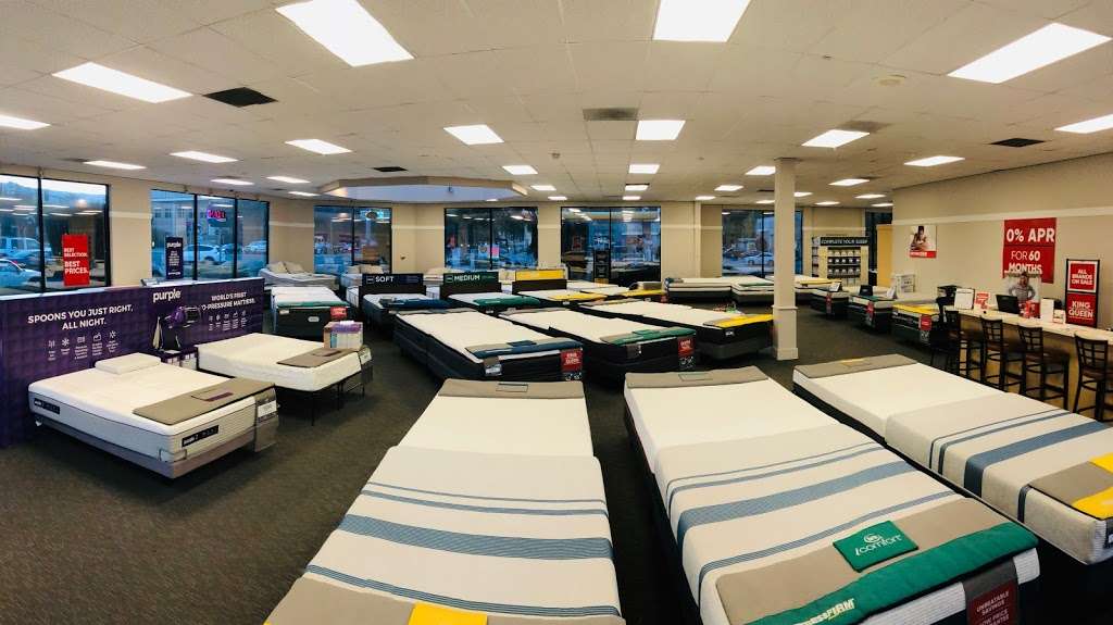 Mattress Firm Mountain View | 804 E El Camino Real, Mountain View, CA 94040, USA | Phone: (650) 694-7339