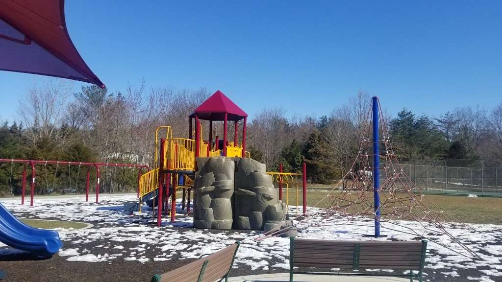 Holiday Hills Park | 10524 Vista Rd, Columbia, MD 21044, USA | Phone: (410) 313-4700