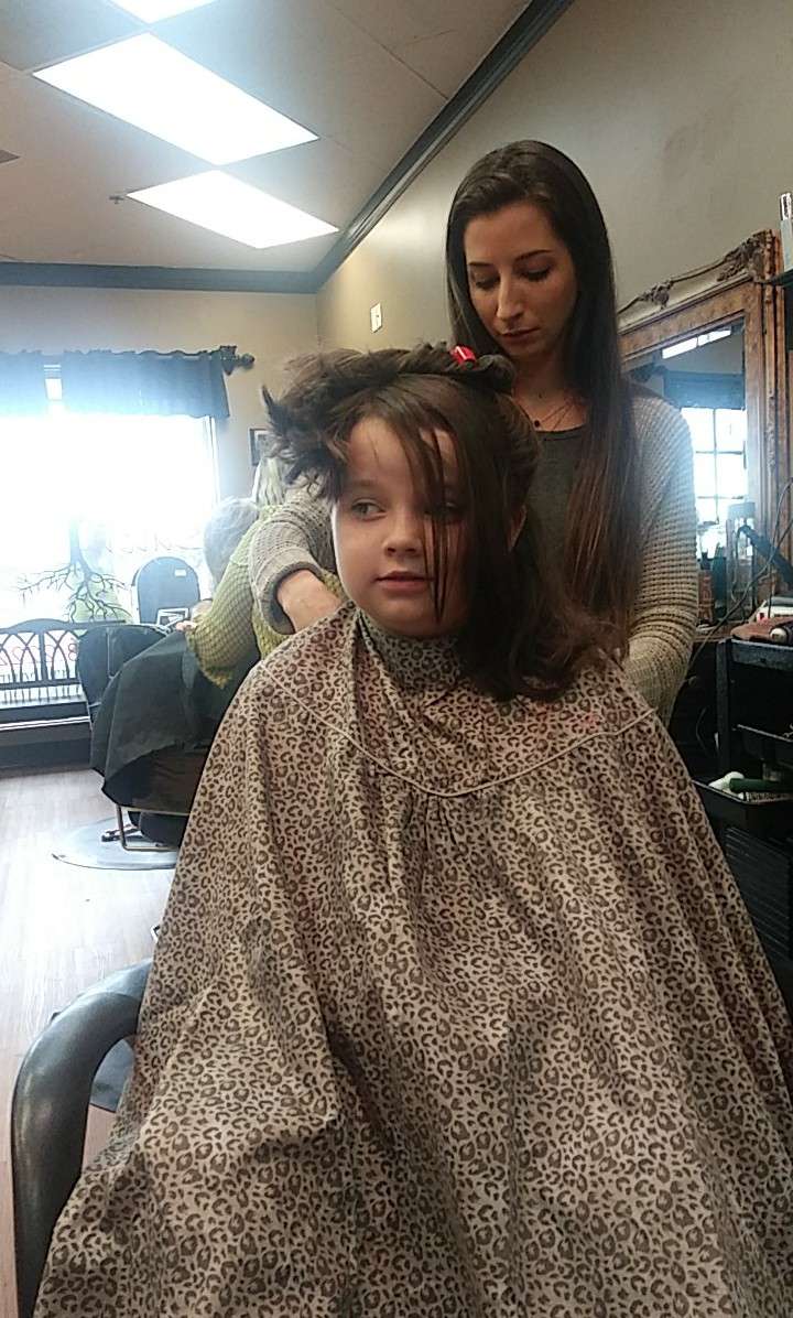 Salon Rootz | 3650 Harden Blvd, Lakeland, FL 33803, USA | Phone: (863) 683-2222