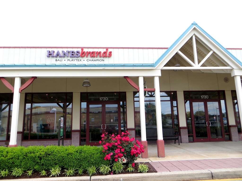 Hanesbrands Outlet Store | 36454 Seaside Outlet Dr #1730, Rehoboth Beach, DE 19971, USA | Phone: (302) 227-8943