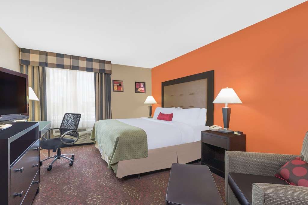 Wyndham Garden Houston Willowbrook | 18818 Tomball Pkwy, Houston, TX 77070, USA | Phone: (281) 671-8984