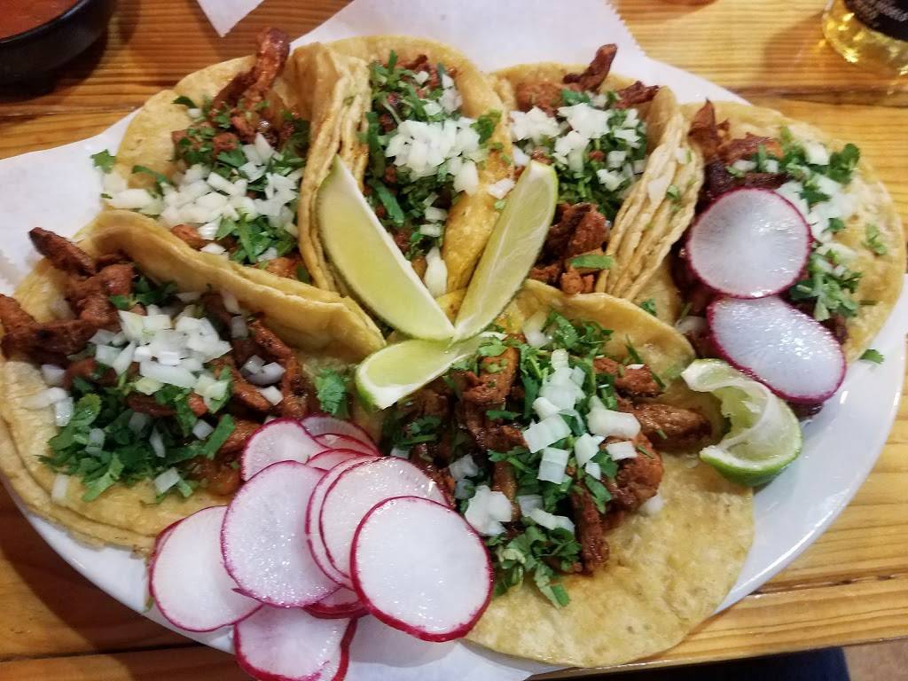 Victoria Mexican Restaurant | 2918 Hikes Ln, Louisville, KY 40218, USA | Phone: (502) 709-5178