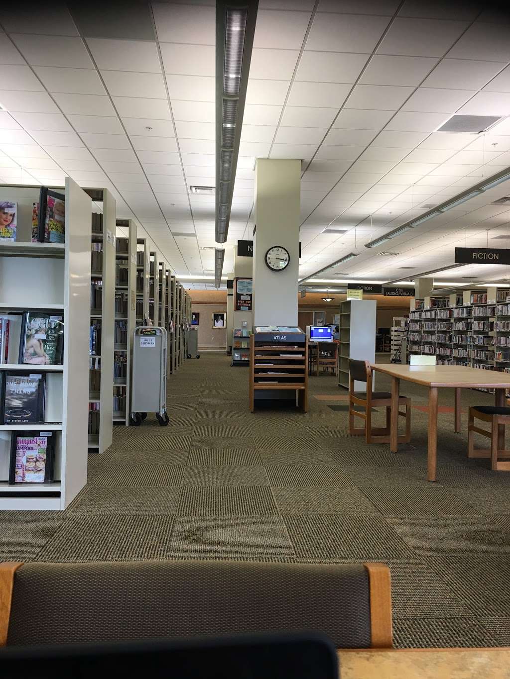 Oswego Public Library | 1111 Reading Dr, Montgomery, IL 60538, USA | Phone: (630) 554-3150