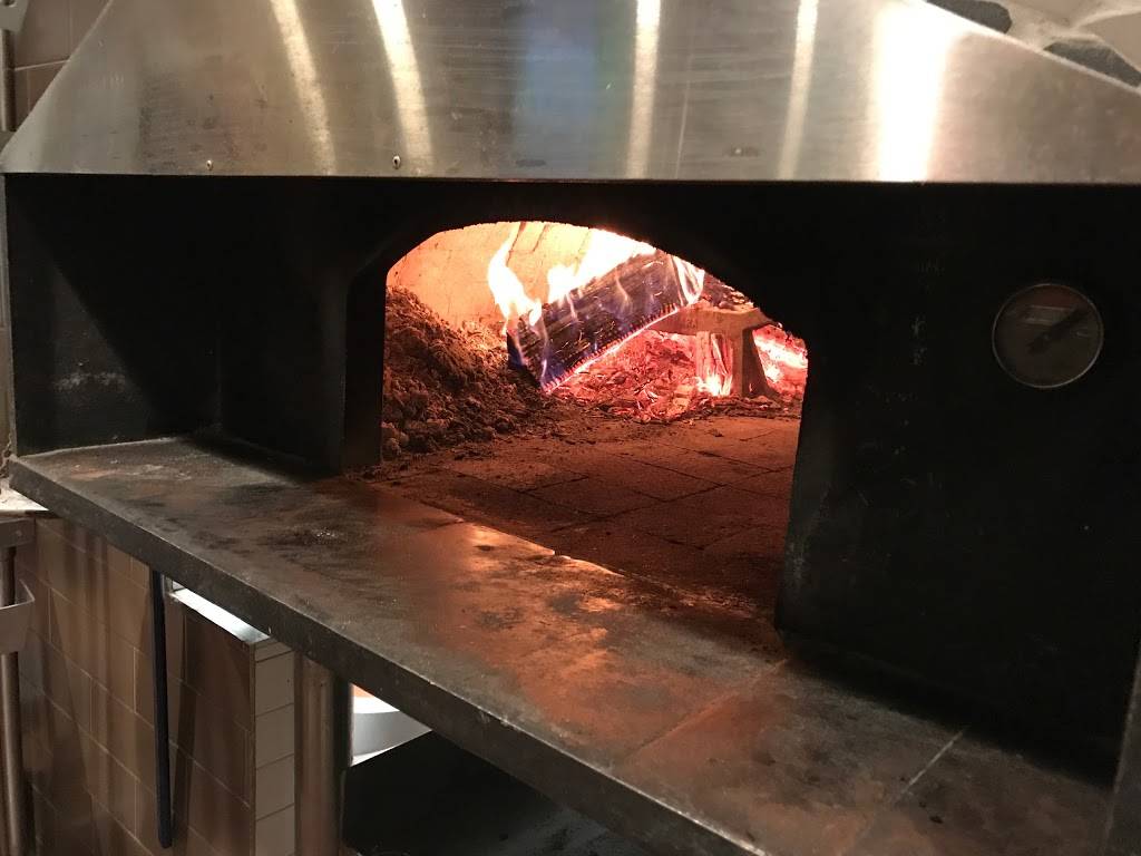 Avellinos Wood Fire Pizzeria Brookhaven | 1328 Windsor Pkwy, Atlanta, GA 30319, USA | Phone: (404) 500-3841