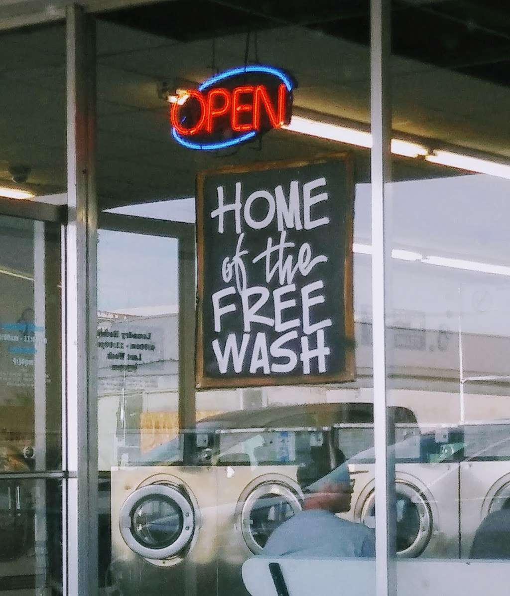 Sandys Coin Wash Inc | 124 E Ave. J, Lancaster, CA 93535, USA | Phone: (661) 948-3077