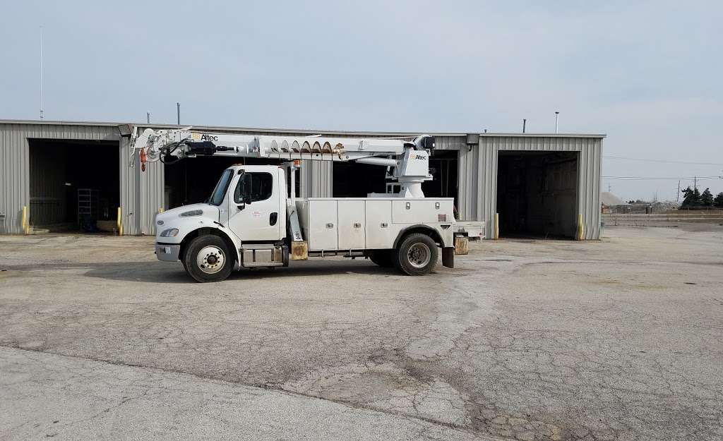 Altec Industries | 880 S Illinois 83, Grayslake, IL 60030, USA | Phone: (847) 548-6380