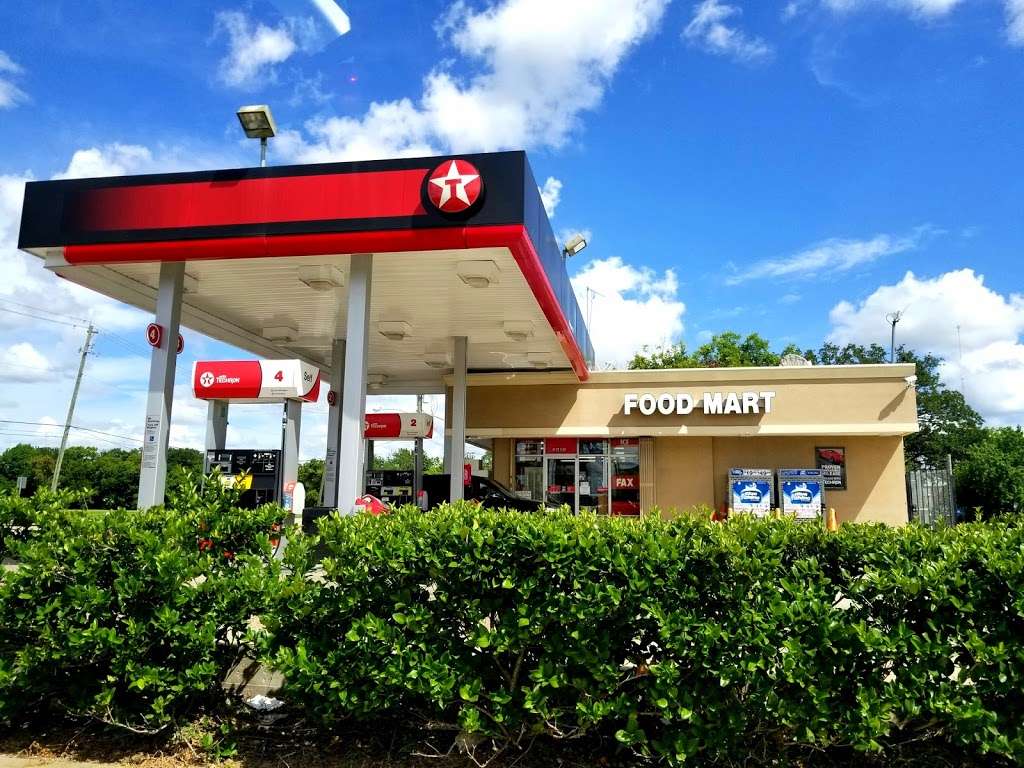 Texaco Stafford | 2603 5th St, Stafford, TX 77477, USA