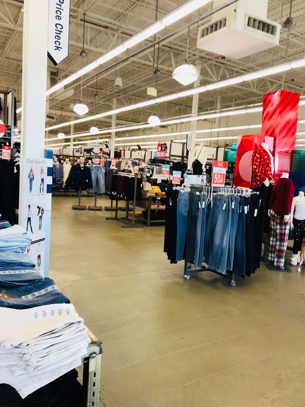 Old Navy | 141 Tuckahoe Rd, Sewell, NJ 08080, USA | Phone: (856) 728-0394