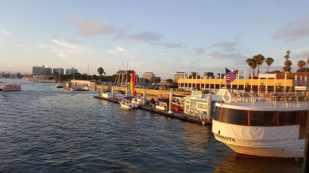 Hornblower Cruises and Events | 13755 Fiji Way, Marina Del Rey, CA 90292, USA | Phone: (562) 561-1024